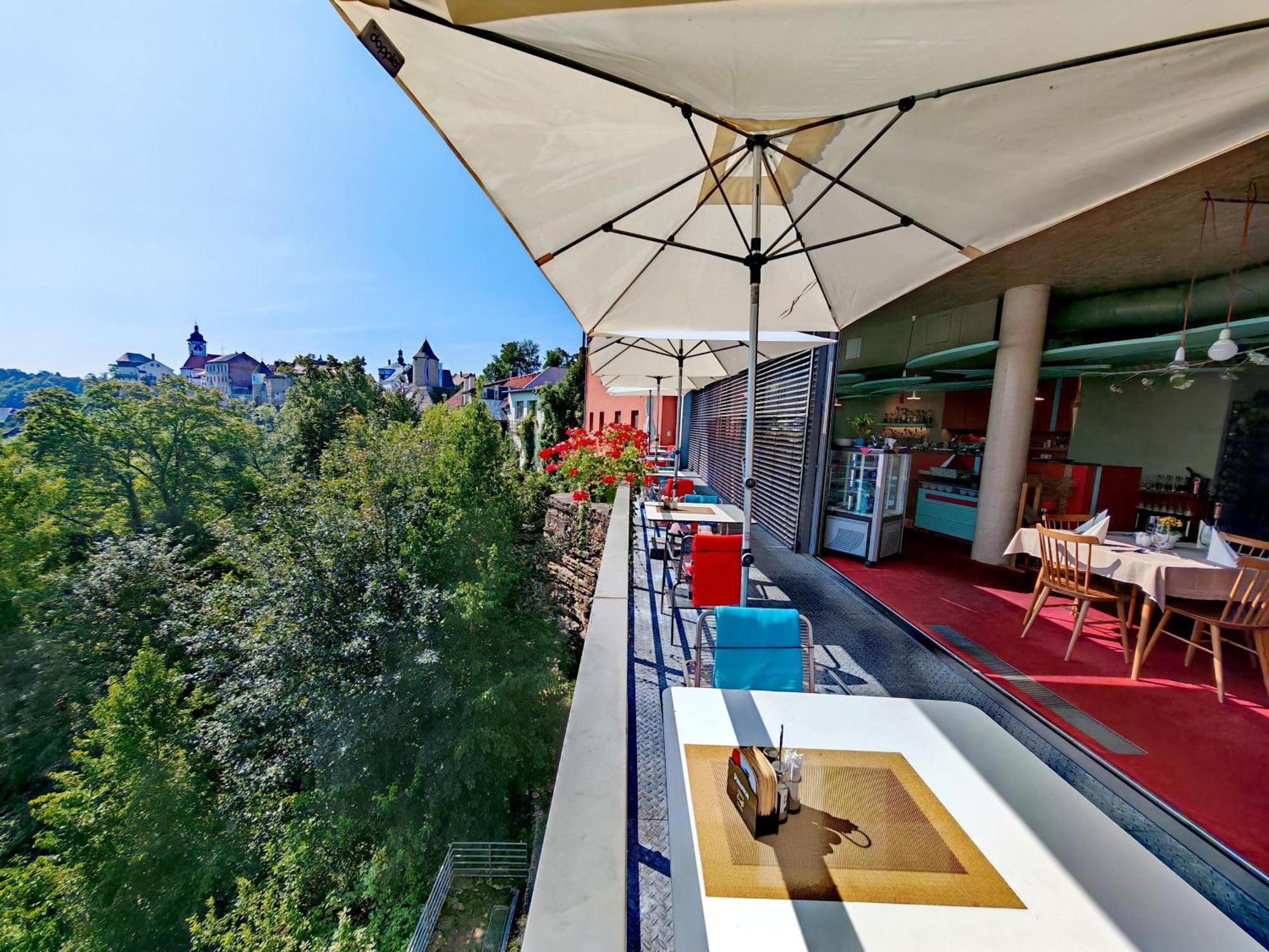 Hotel Rajska Zahrada Nové Město nad Metují Zewnętrze zdjęcie