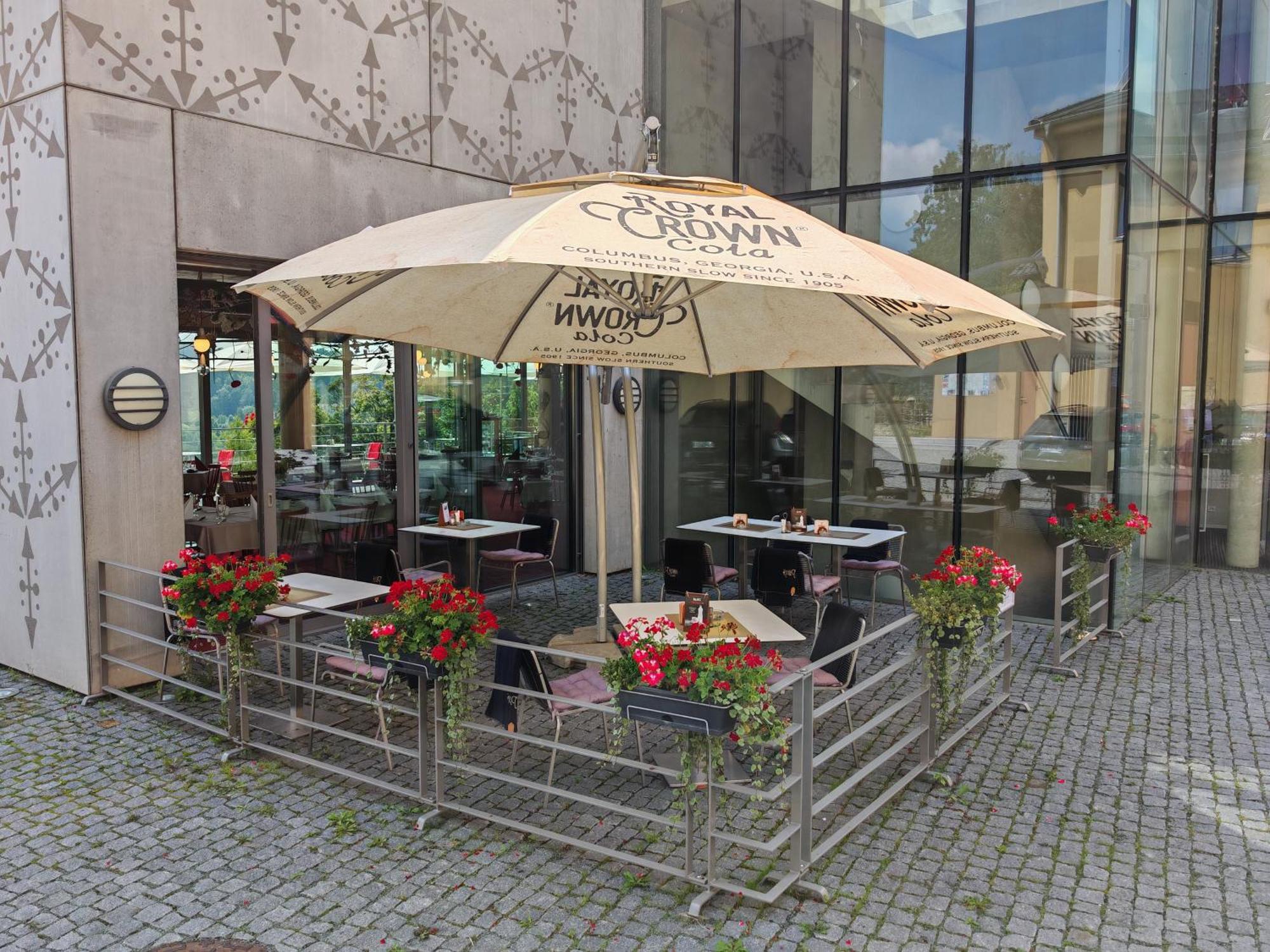Hotel Rajska Zahrada Nové Město nad Metují Zewnętrze zdjęcie